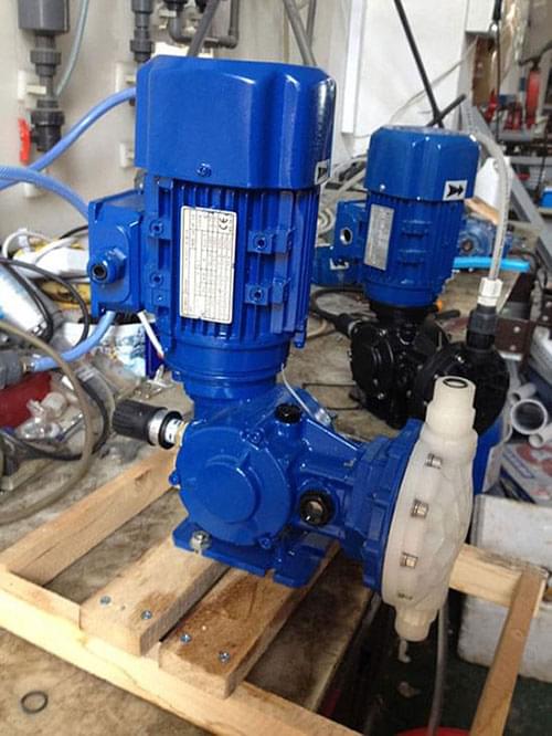 1562895584823022.jpg 3230184079_838670399-2-(1) (1).jpg